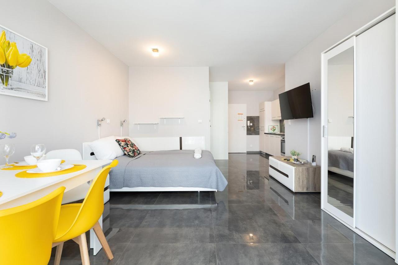 Apartamenty Paraiso By Noclegi Renters Lukecin Exterior foto